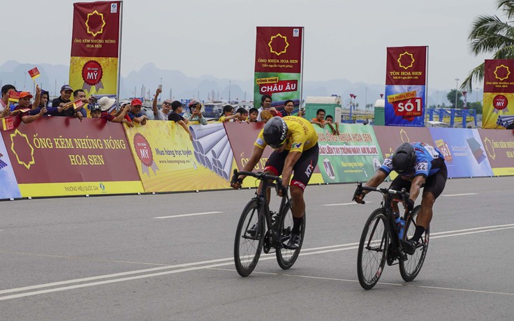 Chiến thắng trong gang tấc của Jordan Parra tại chặng 2 giải xe đạp quốc tế VTV
