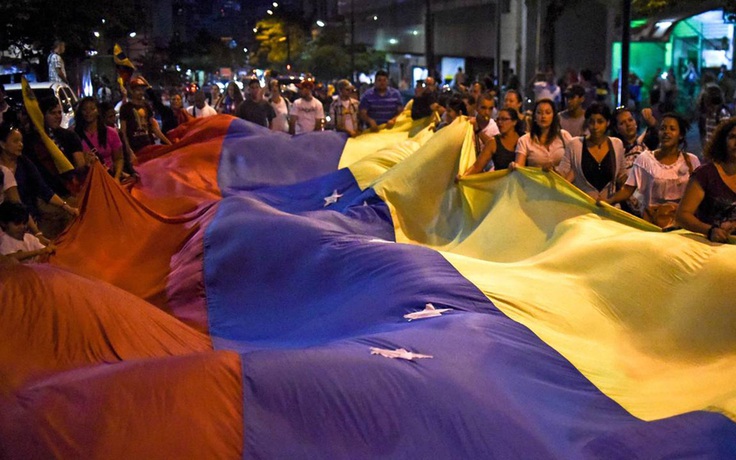Venezuela lập Quốc hội song hành
