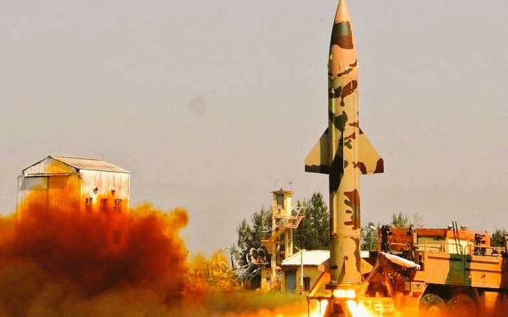 Ấn Độ bắn thử thành công tên lửa đạn đạo Prithvi-II