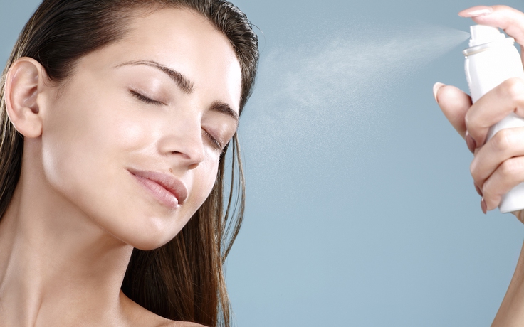 5 thói quen chăm sóc da tại văn phòng quan trọng hơn bạn nghĩ