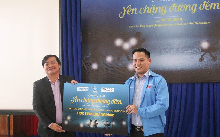 'Yên chặng đường đêm' đến với học sinh, công nhân Quảng Nam