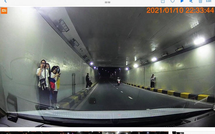 Chụp ảnh 'sống ảo' dưới hầm chui sông Hàn: Xử lý nghiêm các trường hợp vi phạm