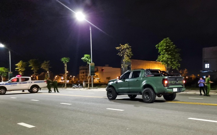 Đà Nẵng: Xe bán tải va chạm 2 xe máy khiến 3 người tử vong tại chỗ