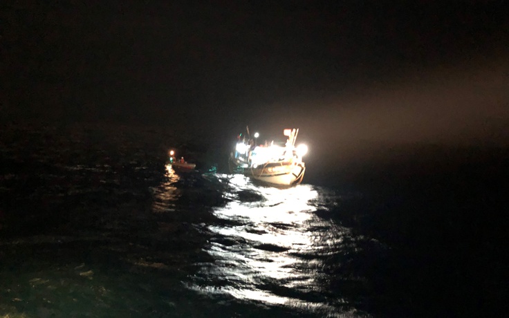 Nổ bình gas trên tàu cá, 1 người mất tích, 2 người bị thương