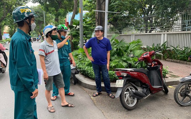 TP.HCM: Nghi phạm cướp giật tài sản bỏ lại xe máy chạy bộ thoát thân