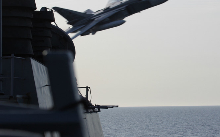 Ngoại trưởng Kerry: Tàu Mỹ có quyền bắn máy bay Nga 'quấy rối'