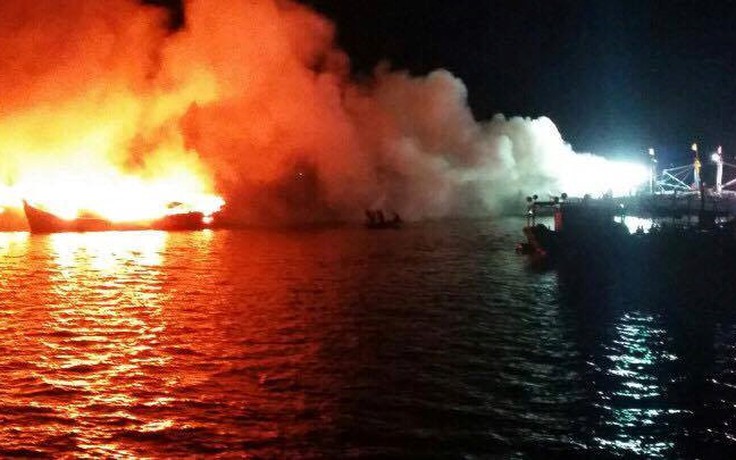 Vụ cháy tàu trên trên sông Đồng Nai: Tìm thấy thi thể thuyền viên mất tích
