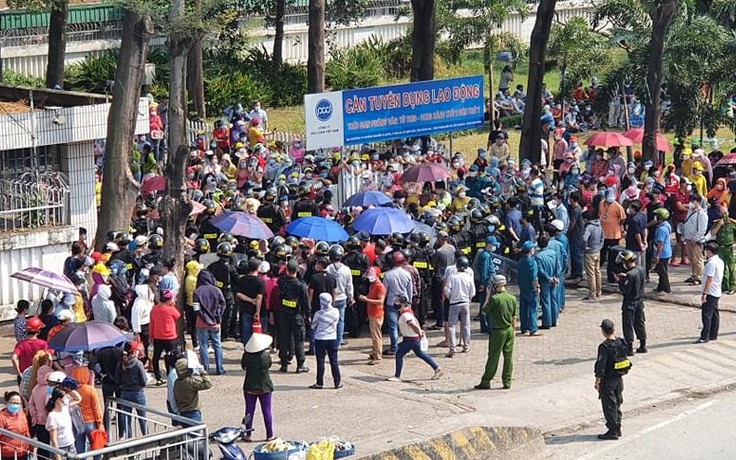 Cả nước xảy ra 105 cuộc ngừng việc tập thể, chủ yếu liên quan đến lương thưởng