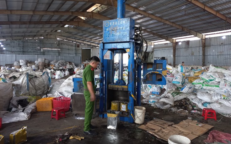 Đồng Nai: Điều tra hoạt động của cơ sở tái chế 100 tấn linh kiện điện tử