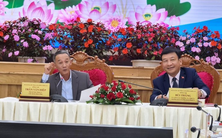 Chủ tịch tỉnh Lâm Đồng lần đầu gặp gỡ, đối thoại với báo chí