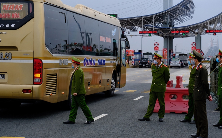 Quảng Ninh tạm dừng vận tải hành khách đến các địa phương có dịch