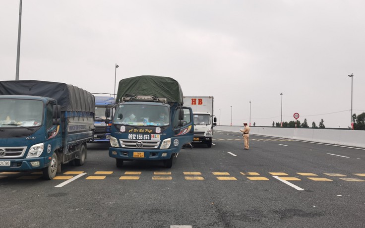 Quảng Ninh không ngăn cản xe chở hàng từ Hải Dương vào địa bàn