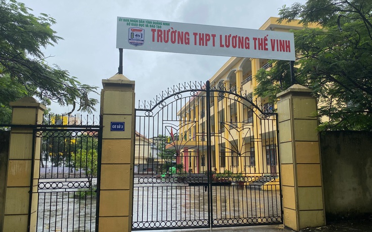 Trường THPT 'đuổi' 135 học sinh đang học đã vi phạm nghiêm trọng quy định tuyển sinh