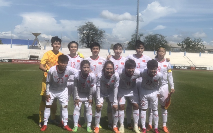 Thắng đậm Indonesia, đội nữ Việt Nam sớm vào bán kết AFF Cup 2019