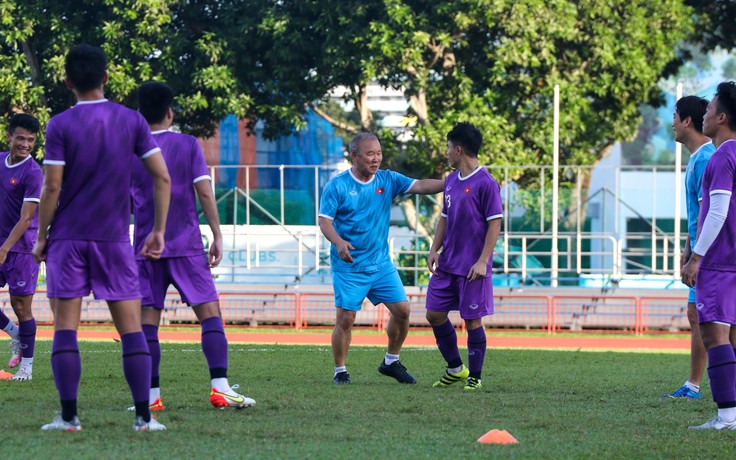 Ông Park Hang-seo và Phạm Minh Giang cạnh tranh danh hiệu HLV tiêu biểu 2021