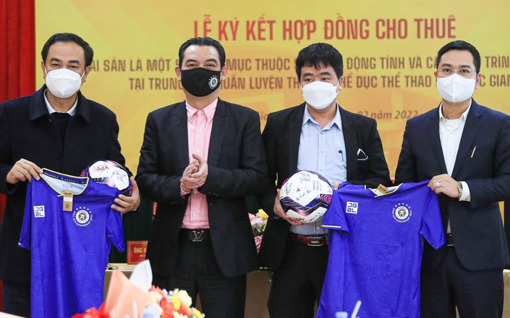 Bầu Hiển thuê sân tỉnh Bắc Giang trong 20 năm cho Hà Nội FC tập luyện