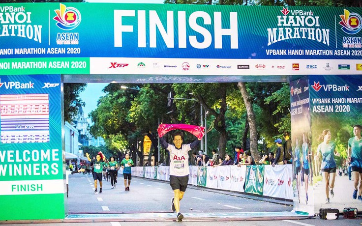 Nối dài hành trình sống khỏe, AIA Việt Nam tham dự giải ‘VPBank Hanoi Marathon ASEAN 2020’