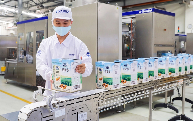 Tin vui đầu năm mới của ngành sữa: Vinamilk xuất lô hàng lớn đi Trung Quốc