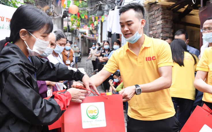 Doanh nhân Trần Ngọc Tú - ‘Sống là cho đâu chỉ nhận riêng mình’