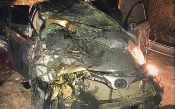 Tai nạn kinh hoàng, ô tô 4 chỗ lao xuống hố sâu, 2 người tử vong