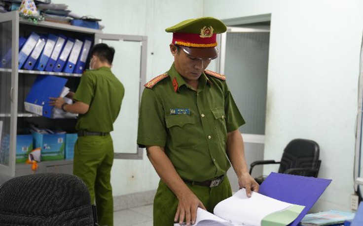 Bà Rịa-Vũng Tàu: Hàng phế liệu buộc tiêu hủy lại tuồn ra ngoài từ công ty xử lý môi trường