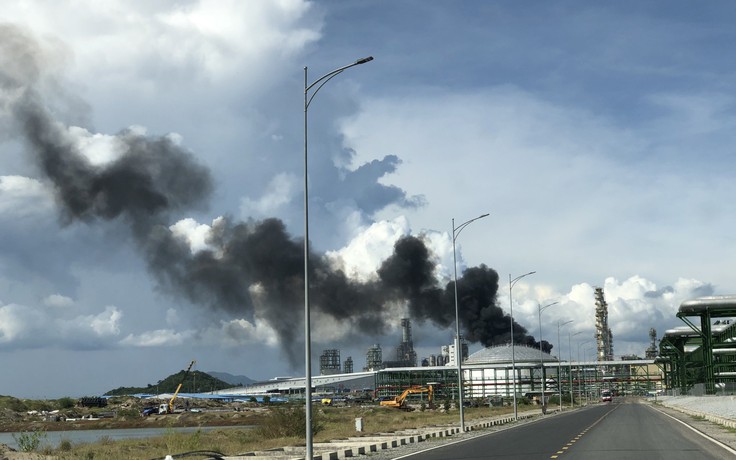 Bà Rịa - Vũng Tàu: Dập tắt đám cháy bùng phát tại Tổ hợp hóa dầu miền Nam