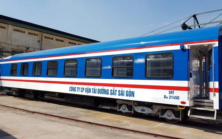 Đường sắt Sài Gòn tiếp nhận 10 toa xe mới chống cháy