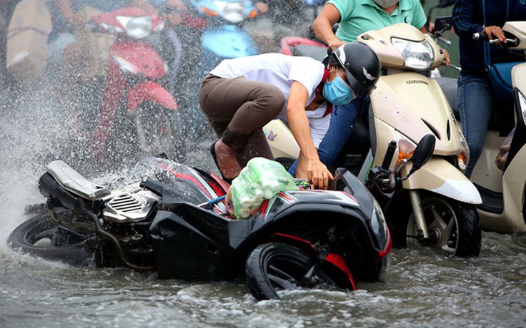 Cận tết, TP.HCM vẫn thấp thỏm lo ngập do triều