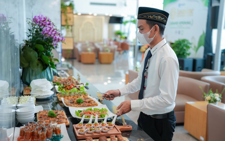 Lần đầu tiên sân bay Việt Nam có phòng cầu nguyện cho 'khách sộp' Hồi giáo