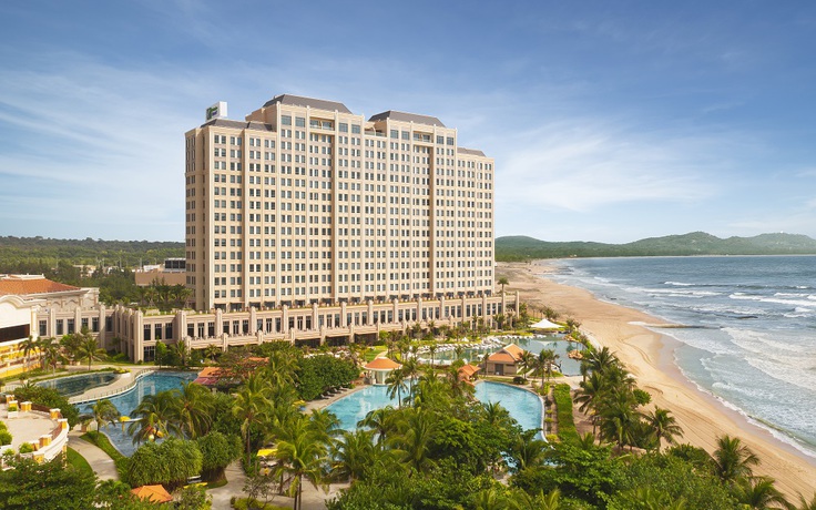 Khai trương khách sạn Holiday Inn Resort đầu tiên tại Việt Nam
