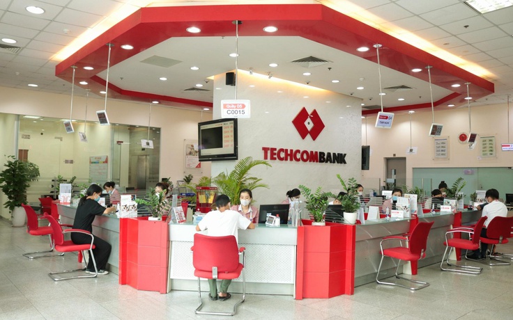 Nhân viên Techcombank giữ 'quán quân' với thu nhập bình quân đạt 44 triệu đồng/tháng