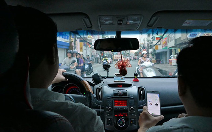 Tài xế Uber kêu cứu, Bộ GTVT khẳng định ‘sẽ tiếp sức’