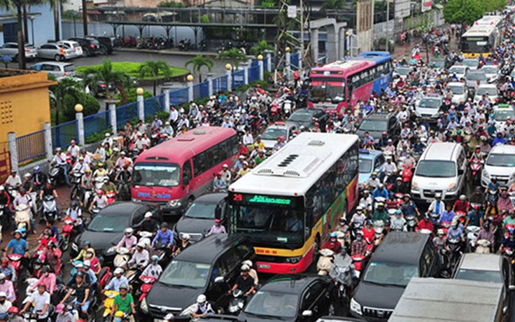 Minibus tại Hà Nội, TP.HCM: Nên không?