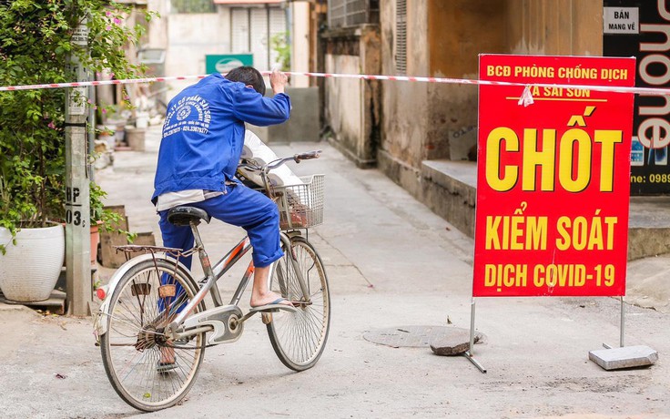 Hà Nội thêm 17 ca cộng đồng, ổ dịch Quốc Oai lên 30 ca sau 3 ngày