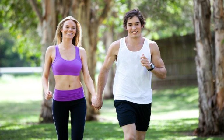Ngày mới với tin tức sức khỏe: Cách đi bộ giúp bạn đốt cháy gấp đôi lượng calo, giảm cân nhanh