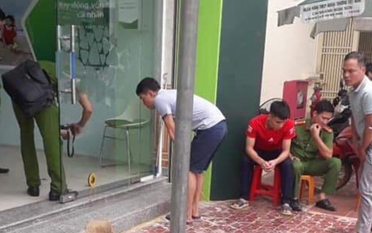 Ngăn chặn cướp ngân hàng, bảo vệ Vietcombank Nghi Sơn bị bắn trọng thương