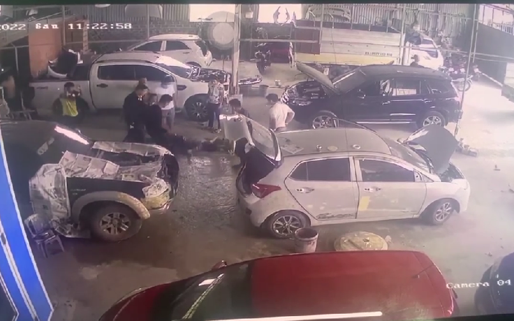 Thanh Hóa: Điều tra vụ chủ gara ô tô bị nhóm người lạ xông vào đánh đập