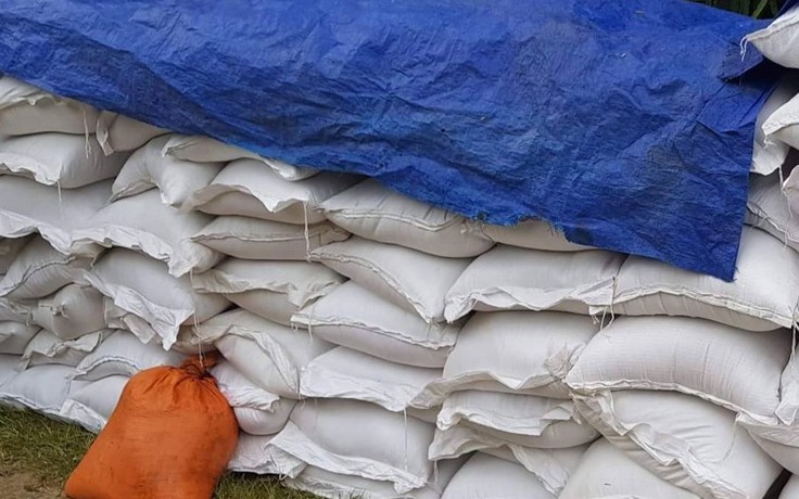 Thanh Hóa: Trưởng thôn tham ô gần 5 tấn gạo của dân để... nấu rượu
