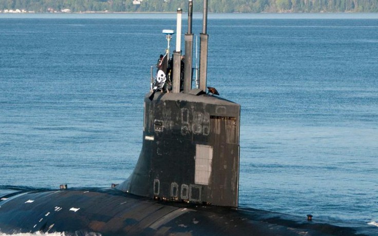 Bí hiểm tàu ngầm hạt nhân Mỹ treo cờ cướp biển