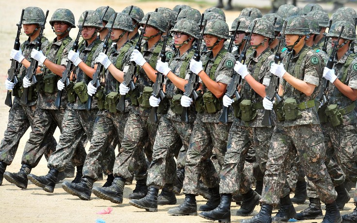 Hàn Quốc phải giảm quân số vì dân số giảm
