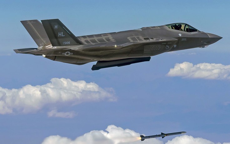 Mỹ bán lô vũ khí 'khủng' cho UAE với 50 tiêm kích tàng hình F-35 và 18 UAV