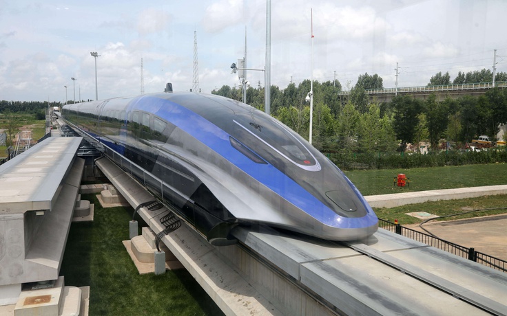 Trung Quốc ra mắt tàu cao tốc đệm từ với tốc độ 600 km/giờ