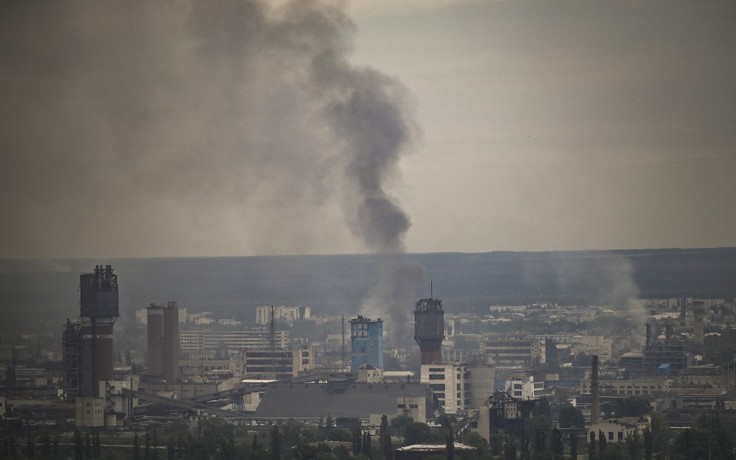 Chiến sự Ukraine ngày 110: Ukraine thất thế tại Severodonetsk