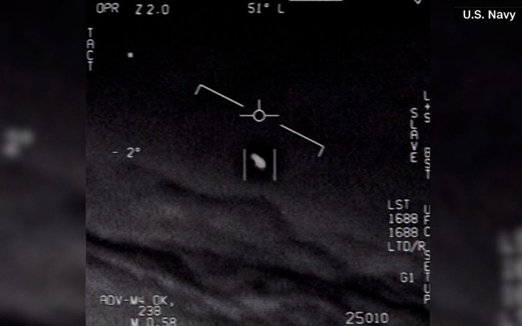 Chính phủ Mỹ nhận được hơn 350 báo cáo mới về UFO Chính phủ Mỹ nhận được hơn 350 báo cáo mới về UFO