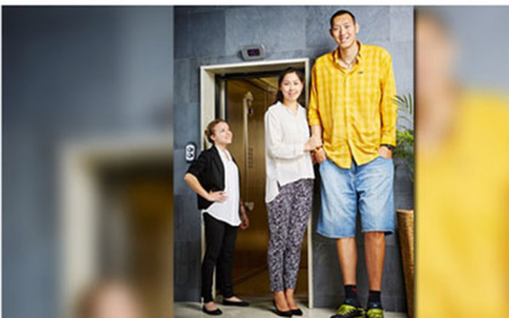 Kỷ lục thế giới: Cặp vợ chồng Trung Quốc cao nhất với 4,23m
