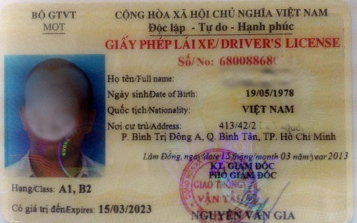 Người dân Sài Gòn có thể đổi giấy phép lái xe qua mạng