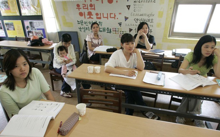 NGO Hàn Quốc tổ chức cho cô dâu Việt về thăm nhà miễn phí