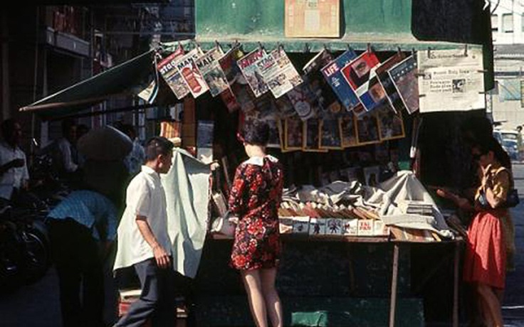 Người Sài Gòn xưa đọc báo buổi chiều