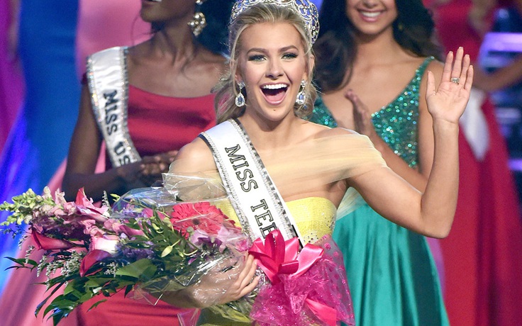 Hoa hậu Thiếu niên Mỹ mới đăng quang đã bị 'dọa' tước vương miện