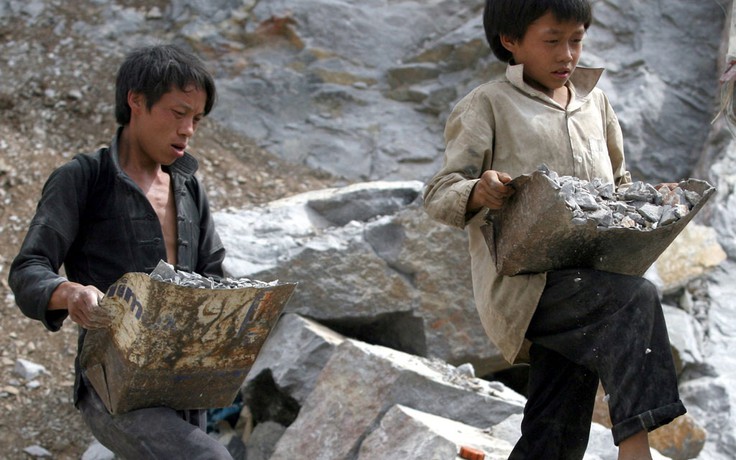 Đói nghèo là nguyên nhân dẫn đến lạm dụng lao động trẻ em